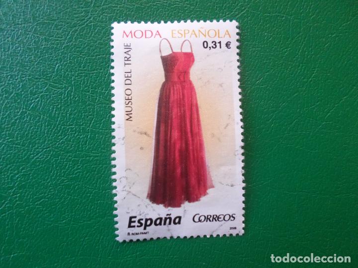 Selos: -2008, moda espa&ntilde;ola, vestidos del museo del traje, edifil SH4441A