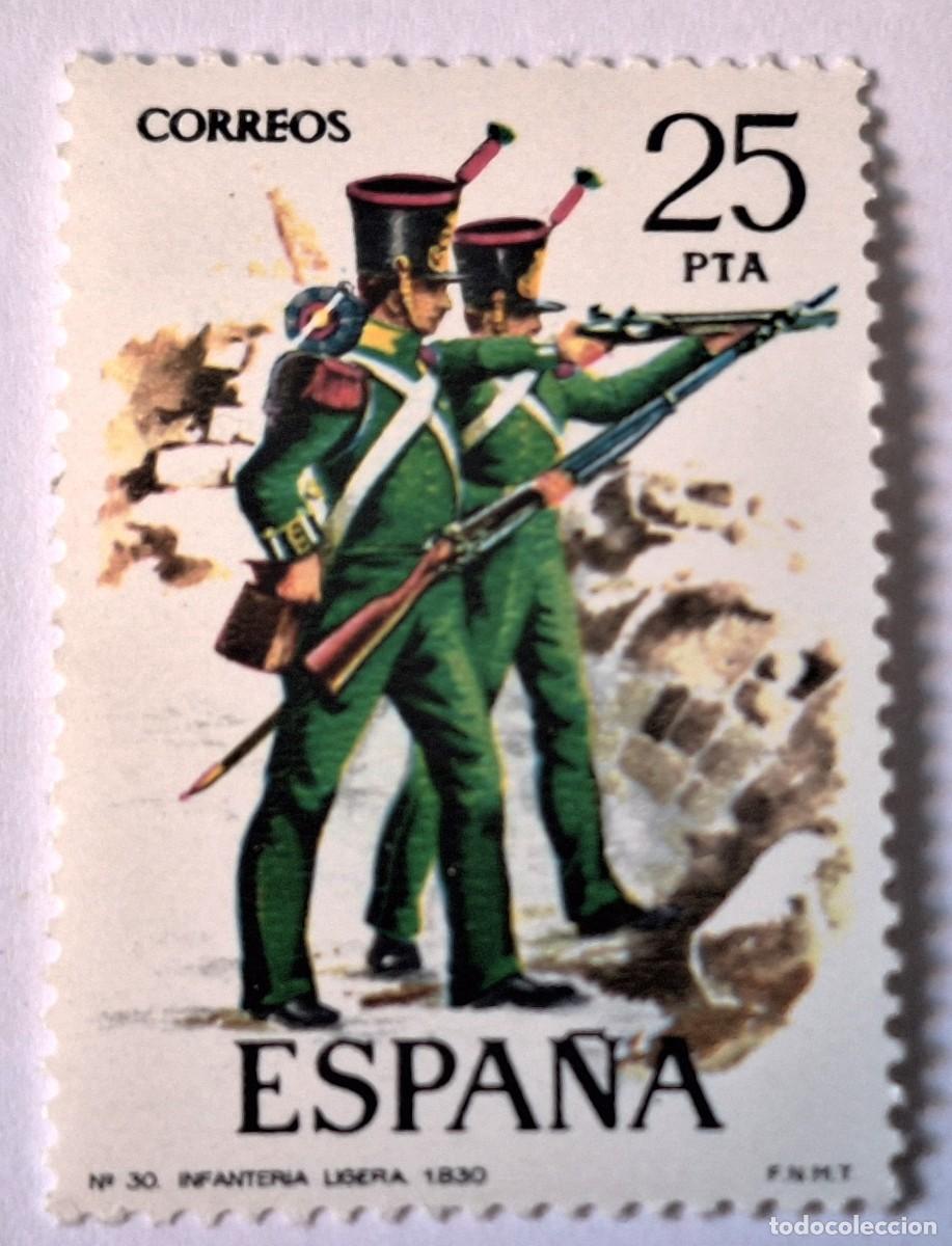 Sellos: 1 SELLO ESPA&Ntilde;A 1976 - UNIFORMES MILITARES - NFANTERIA LIGERA - ( EDIFIL 2354 ) NUEVO