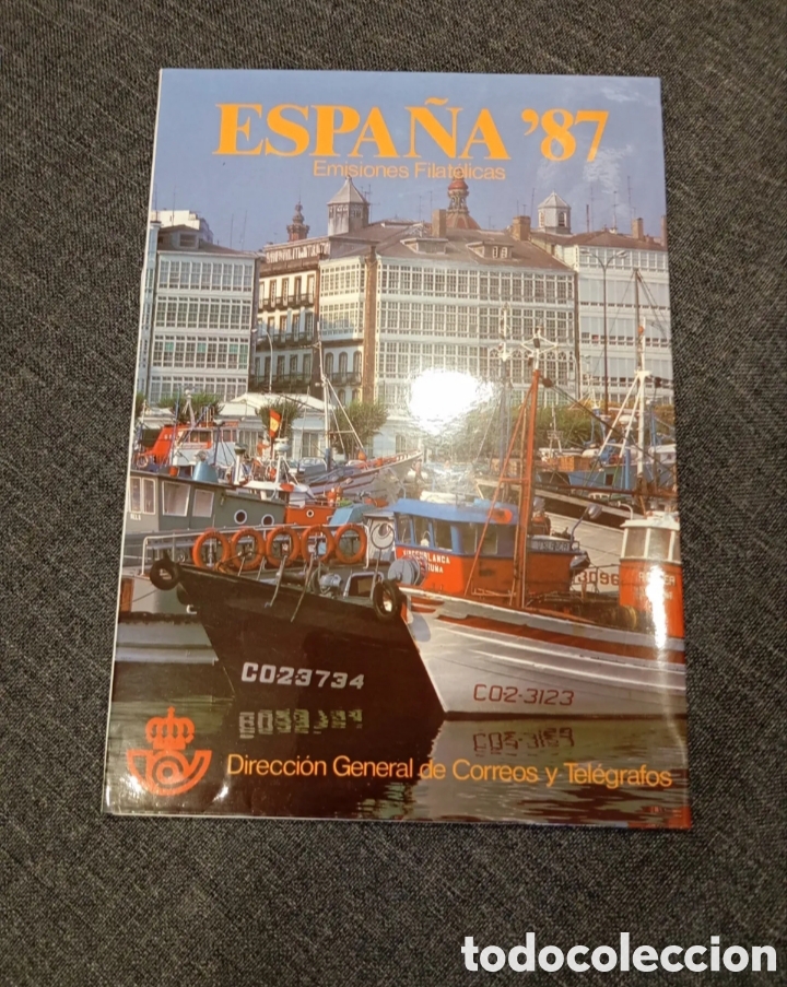 Sellos: ESPA&Ntilde;A A&Ntilde;O 1987 - CARPETA OFICIAL DE CORREOS - COMPLETA CON SELLOS NUEVOS