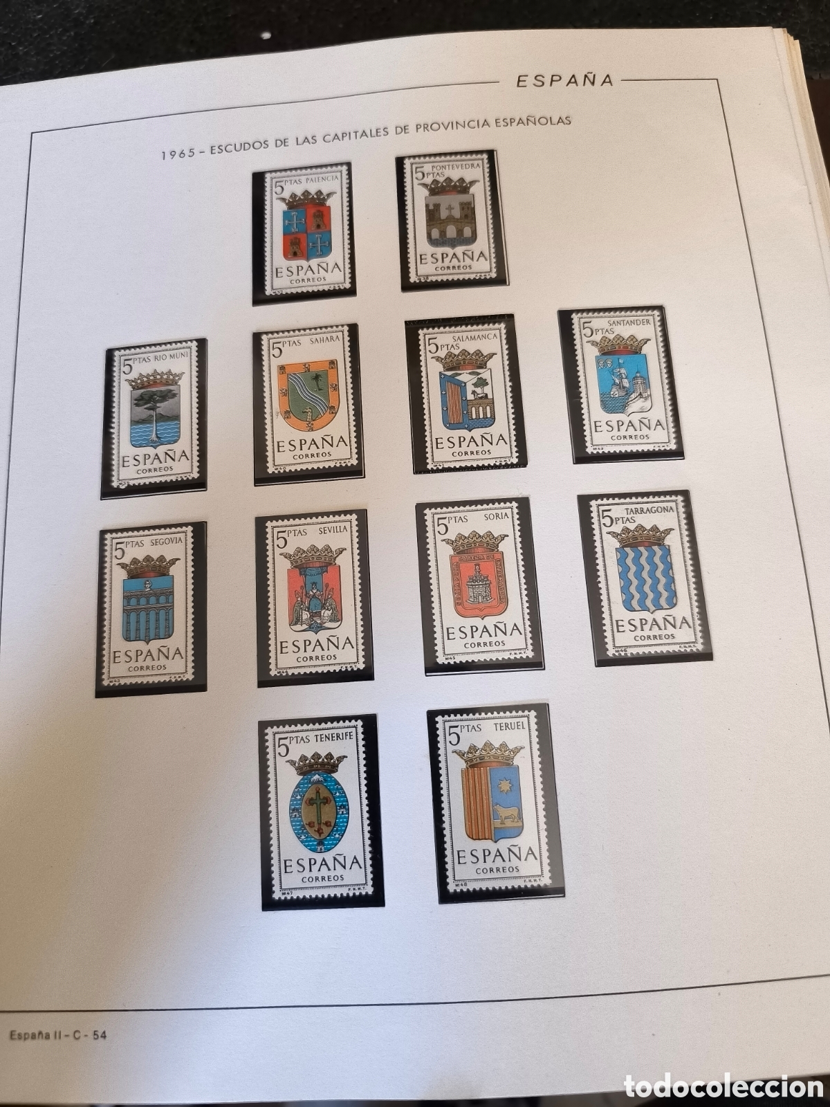 Sellos: Album de sellos Espa&ntilde;a 1965-1980 completo