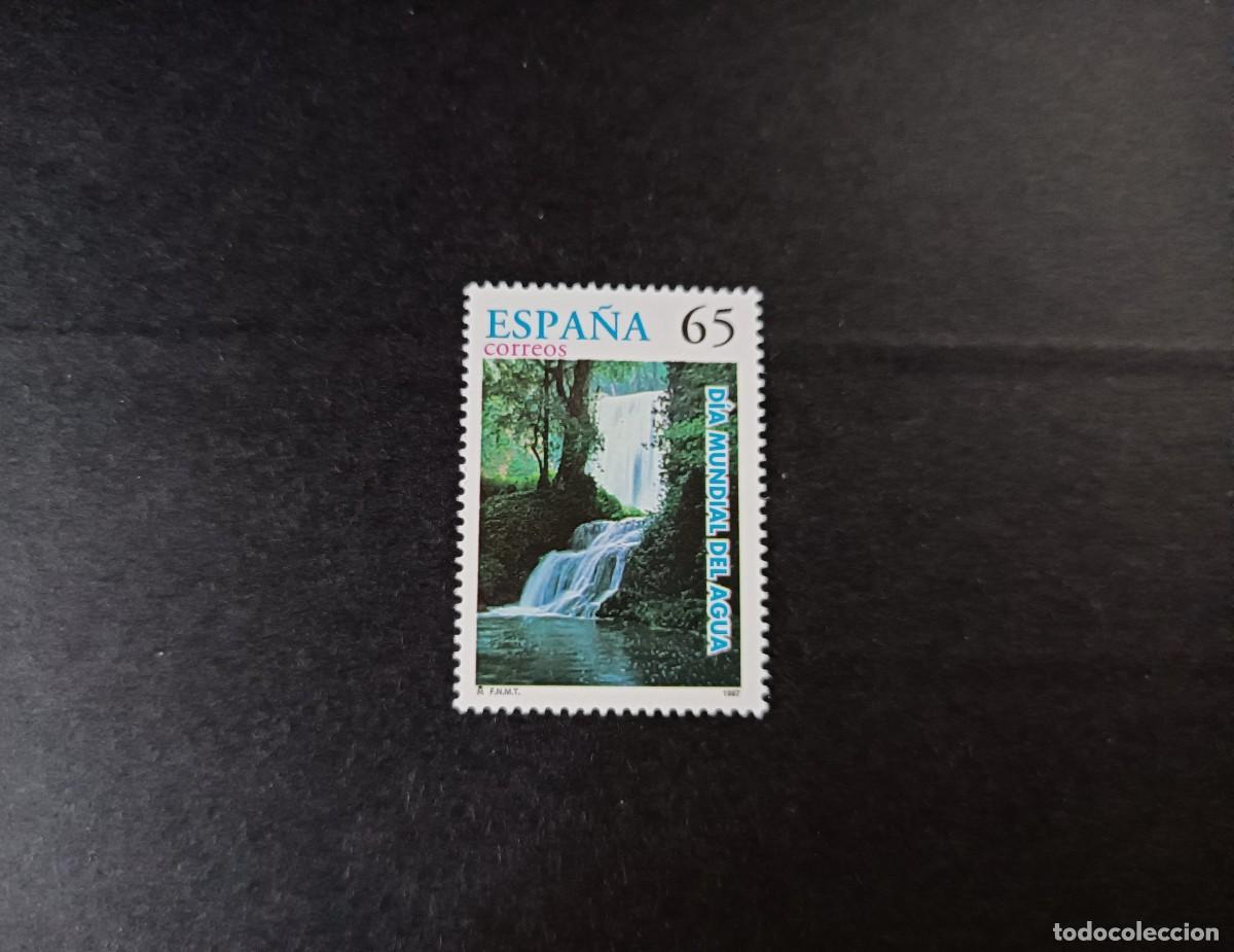 Sellos: Sello nuevo. Dia Mundial del Agua. Cascada Monasterio de Piedra. 22 Marzo 1997. Edifil 3474