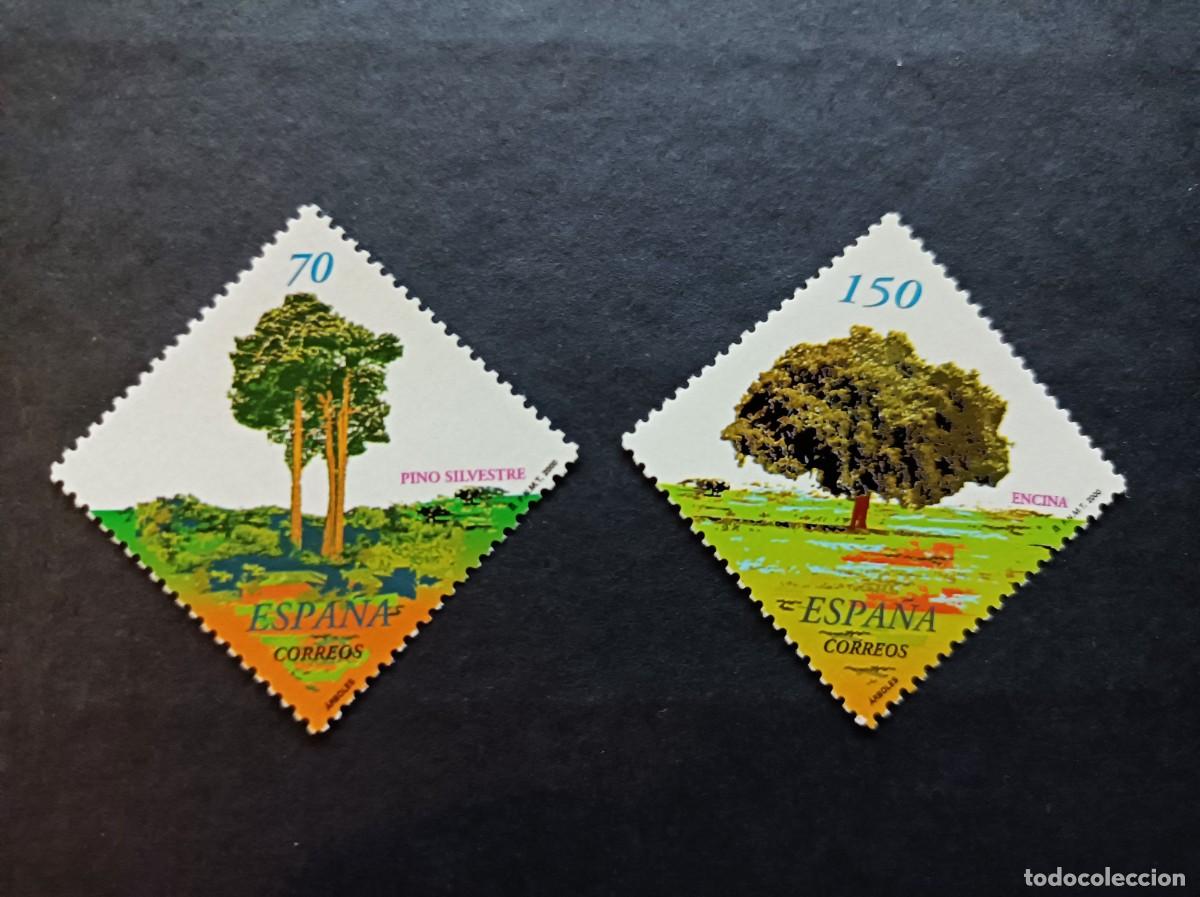 Sellos: Sellos nuevos. Arboles. Serie completa. 19 de junio de 2000. Edifil 3717/18.