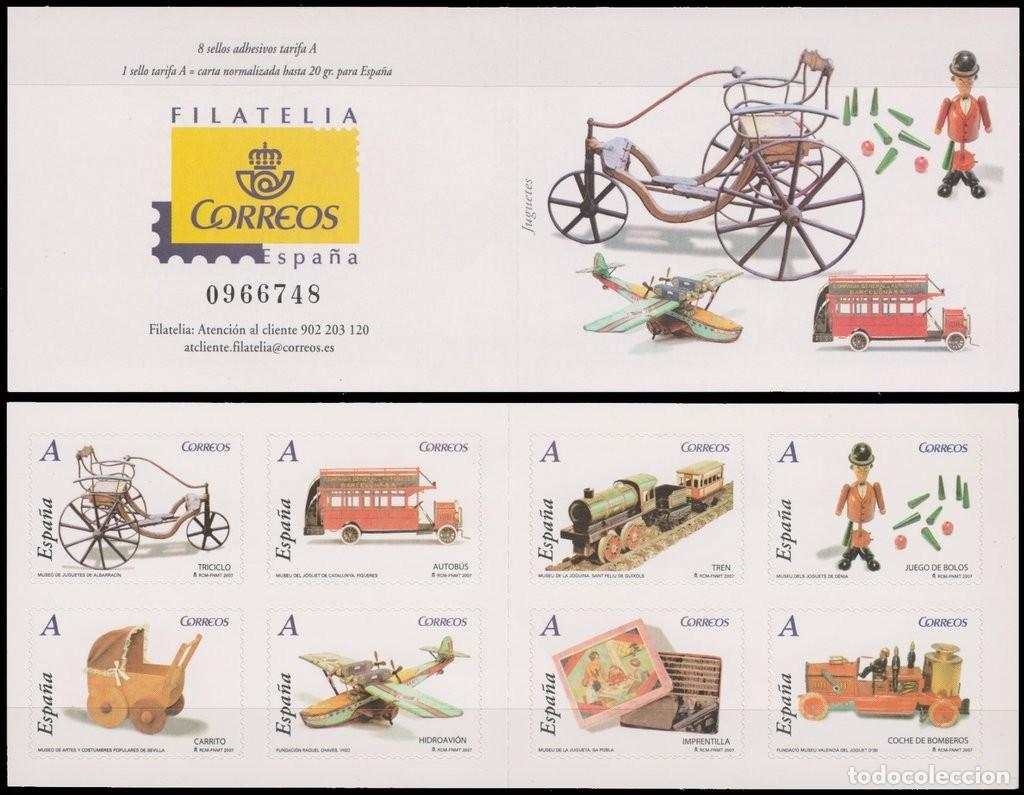 Sellos: Espa&ntilde;a 2007 edifil 4288C Sellos ** Carnet Juguetes Triciclo, Autob&uacute;s, Carrito de capota, Hidroavion
