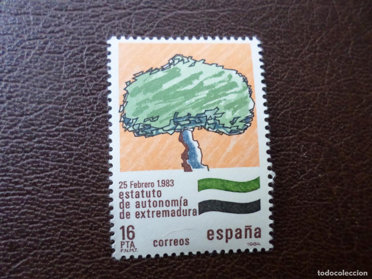 Selos: -1984, estatuto de autonomia de extremadura, edifil 2735