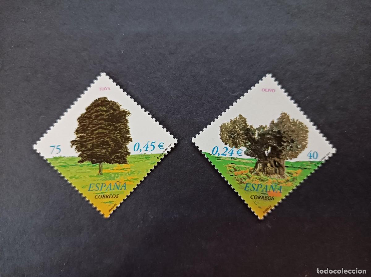 Sellos: Sellos nuevos. &Aacute;rboles. Serie completa. 22 de Junio de 2001. Edifil 3803/04