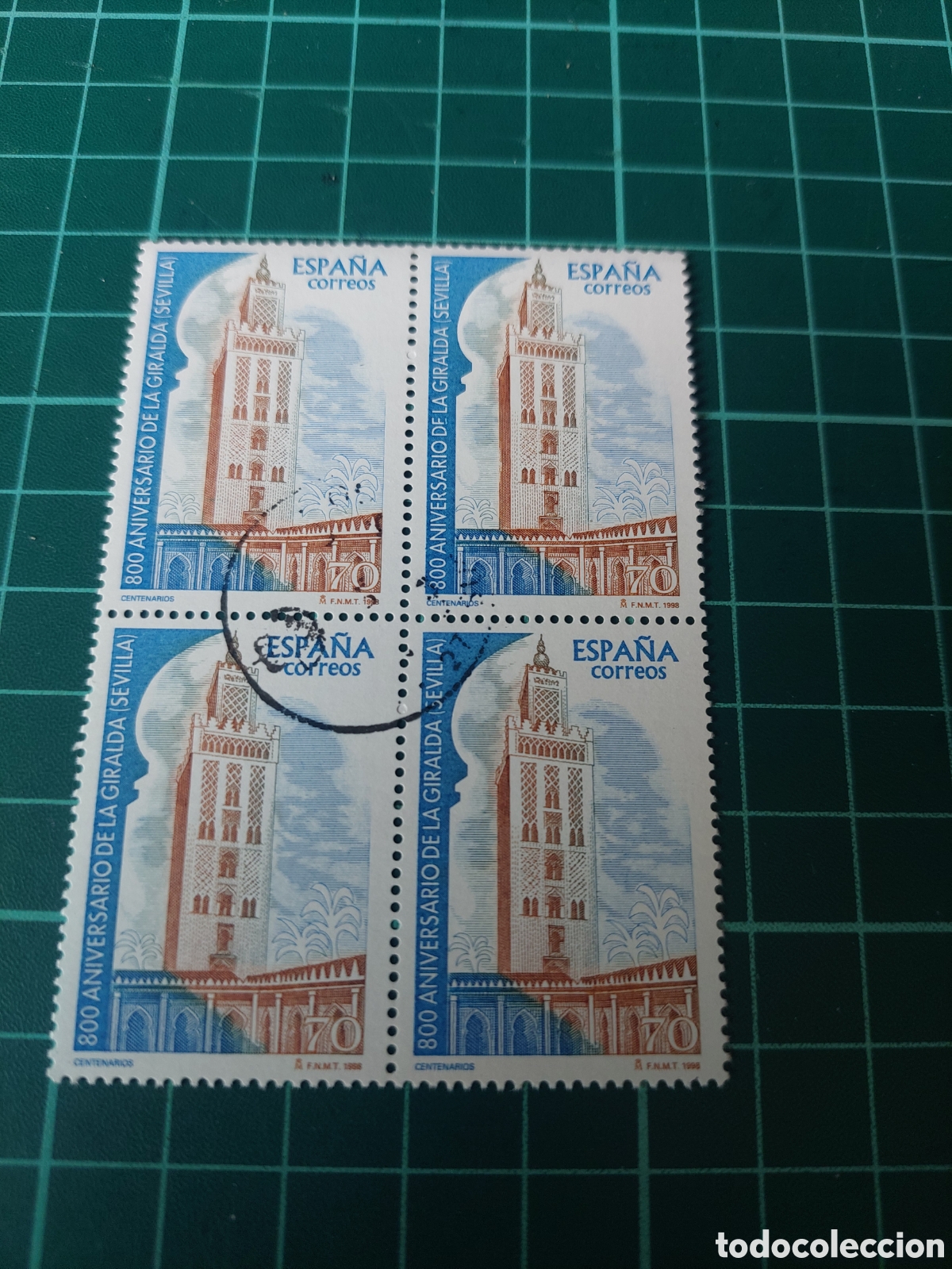 Sellos: Edifil 3587 bloque cuatro usados lujo GIRALDA SEVILLA ARQUITECTURA RELIGIOSA BLOQUE CUATRO USADOS