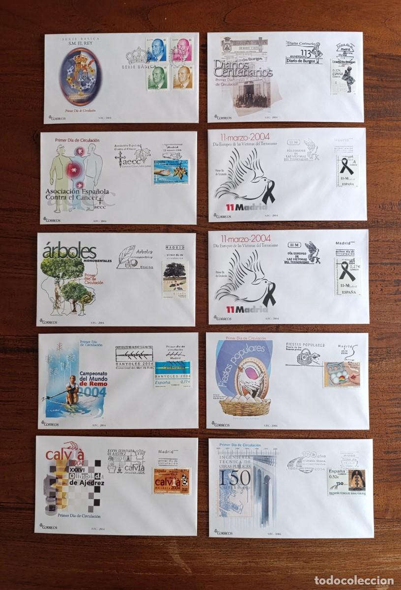 Sellos: A&Ntilde;O COMPLETO SOBRES DE PRIMER D&Iacute;A A&Ntilde;O 2004 FDC COMPLETO GRAN OCASION Y OFERTA &Uacute;NICA.
