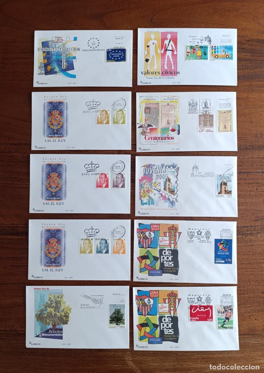 Sellos: A&Ntilde;O COMPLETO SOBRES DE PRIMER D&Iacute;A A&Ntilde;O 2005 FDC COMPLETO GRAN OCASION Y OFERTA &Uacute;NICA.