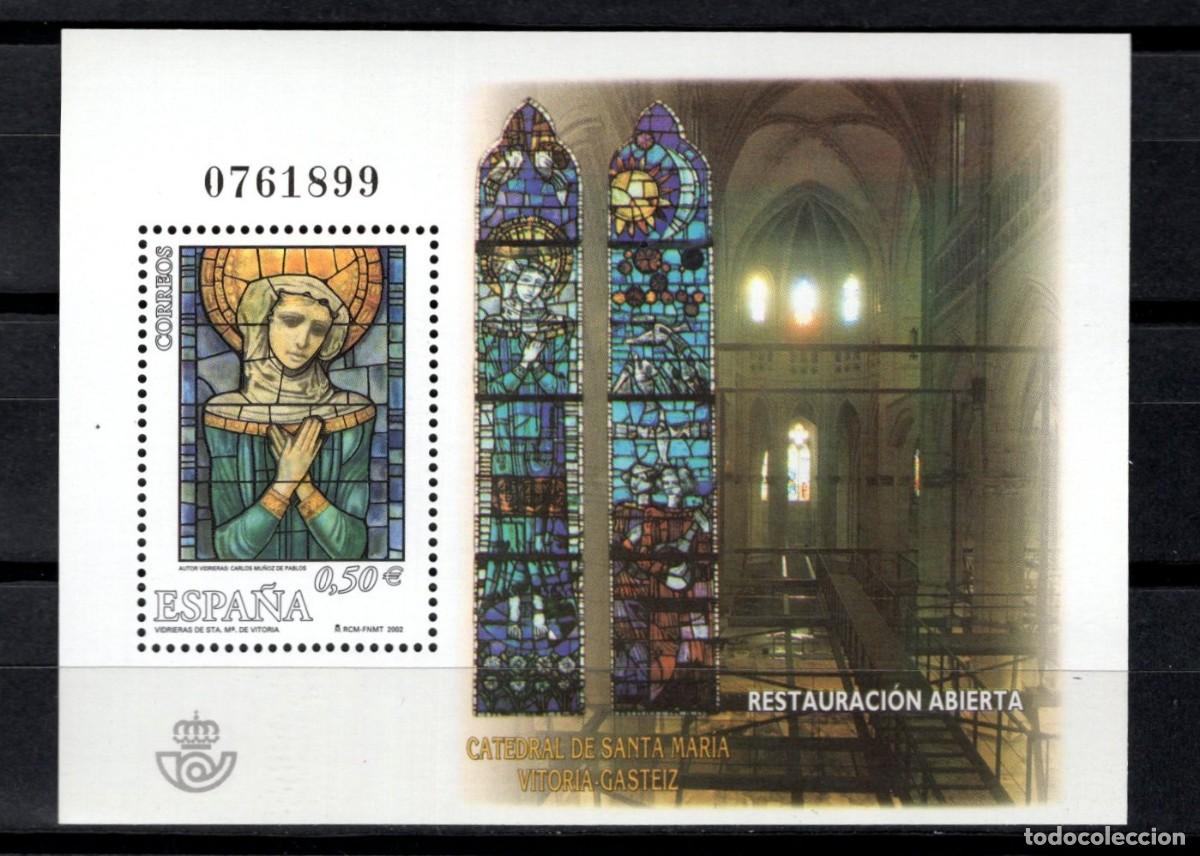 Selos: Sello nuevo. Arte Espa&ntilde;ol. Nave y Vidrieras C. de Vitoria. 29 Noviembre 2002. Edifil SH 3954.