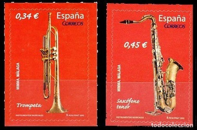 Sellos: Espa&ntilde;a 2010 Edifil 4549/50 Sellos ** Instrumentos Musicales Trompeta y Saxofono tenor Michel 4489-97