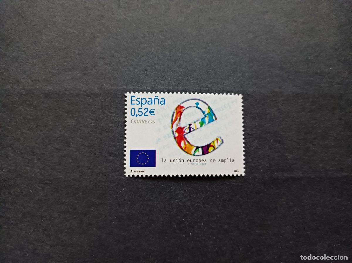 Sellos: Sello nuevo. Ampliaci&oacute;n de la Uni&oacute;n Europea. Alegor&iacute;a. 3 de Mayo de 2004. Edifil 4080.