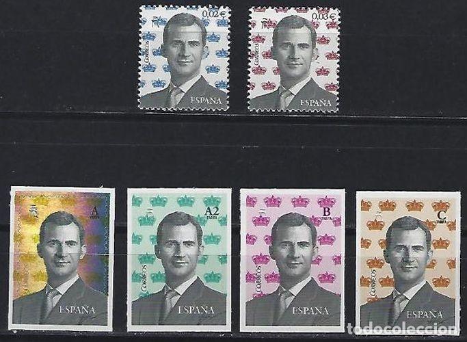 Sellos: Espa&ntilde;a 2016 Edifil 5013/8 Sellos ** Basica Rey Retrato de Felipe VI sobre fondo de coronas reales