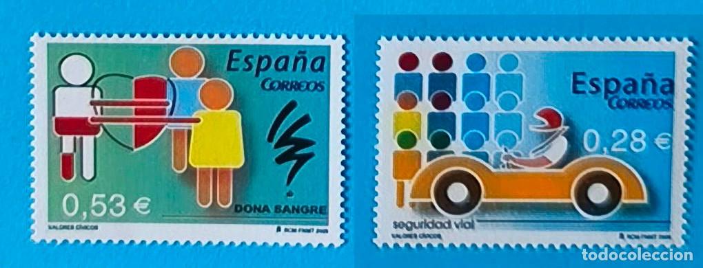 Sellos: VALORES CIVICOS 2005 - DONANCI&Oacute;N DE SANGRE - SEGURIDAD VIAL - EDIFIL 4150-51
