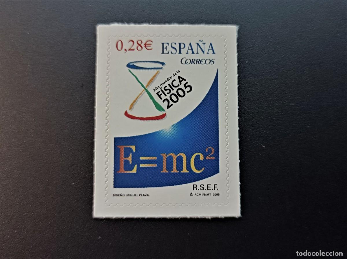 Sellos: Sello nuevo. A&ntilde;o Mundial de la F&iacute;sica. Cono de Luz y Formula. 28 de Abril 2005. Edifil 4163.