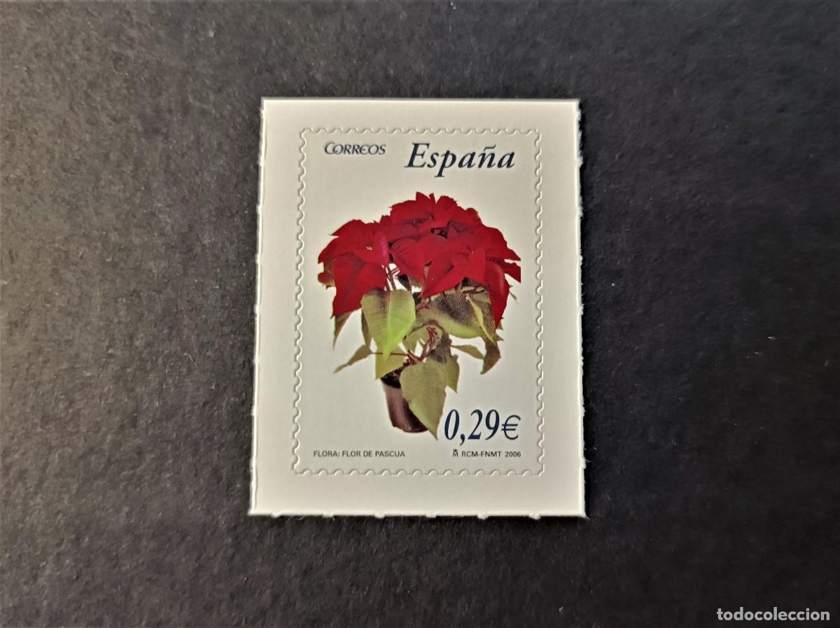 Sellos: Sello nuevo. Flora y Fauna. Flor de Pascua. 4 de Octubre de 2006. Edifil 4216.
