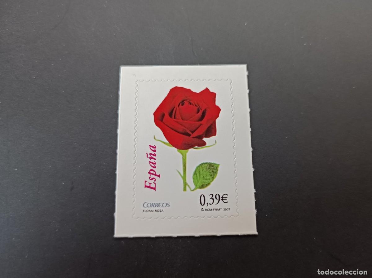 Sellos: Sello nuevo. Sello Autoadhesivo. Flora y Fauna. Rosas. 20 de Enero de 2007. Edifil 4306.