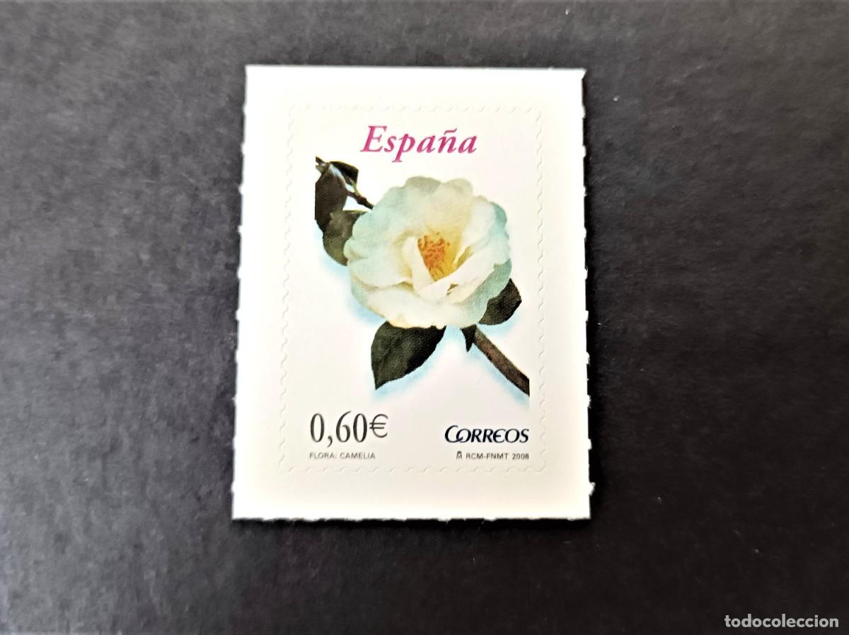 Sellos: Sello nuevo. Sello Autoadhesivo. Flora y Fauna. Camelia. 10 de Enero de 2008. Edifil 4382.