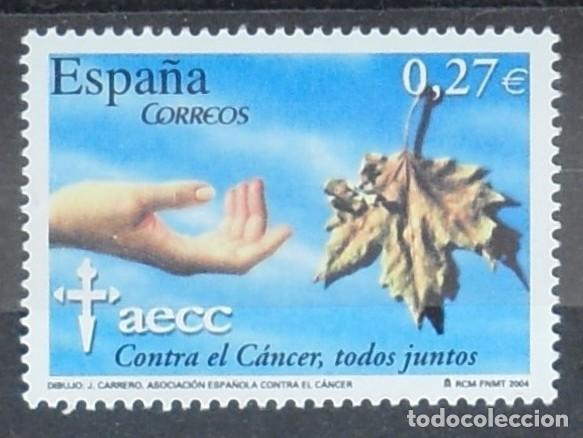 Sellos: 2004-ESPA&Ntilde;A-SELLOS NUEVOS-BAJO FACIAL 20%-VER FOTO-N&ordm;4062-ASOCIACION ESPA&Ntilde;OLA CONTRA EL CANCER