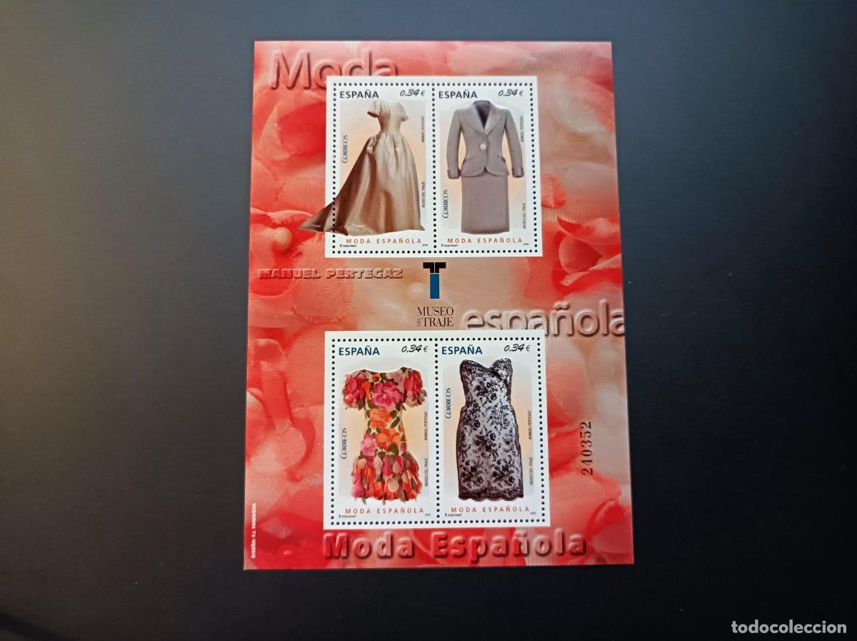 Sellos: Sello nuevo. Moda Espa&ntilde;ola. Manuel Pertegaz. 15 Octubre 2010. Edifil SH 4605.