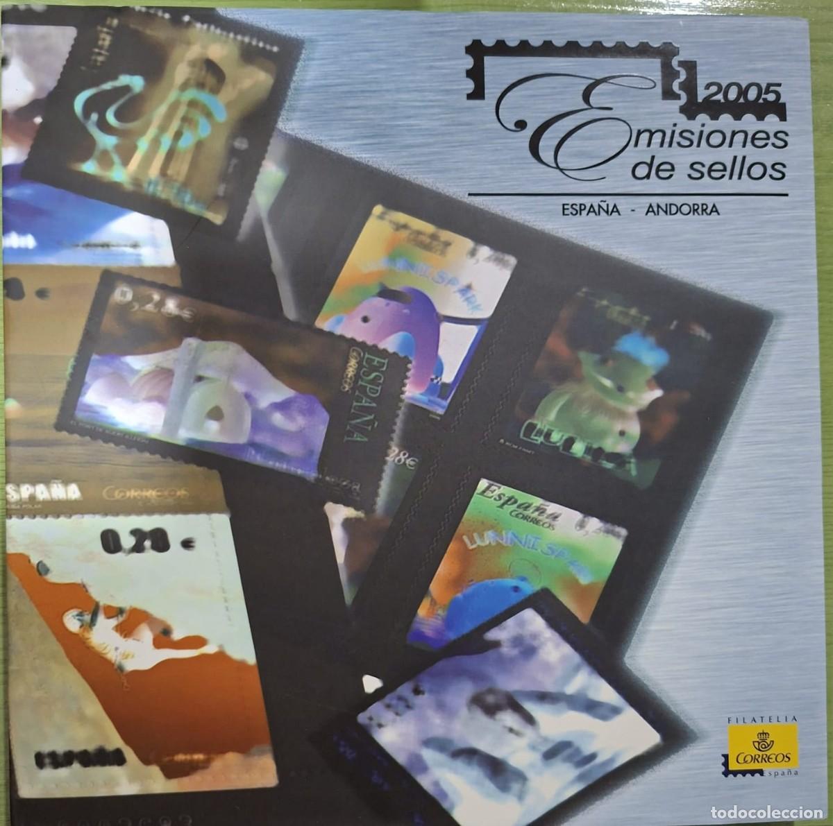 Sellos: LIBRO OFICIAL DE CORREOS CON LOS SELLOS DE ESPA&Ntilde;A DEL A&Ntilde;O 2005