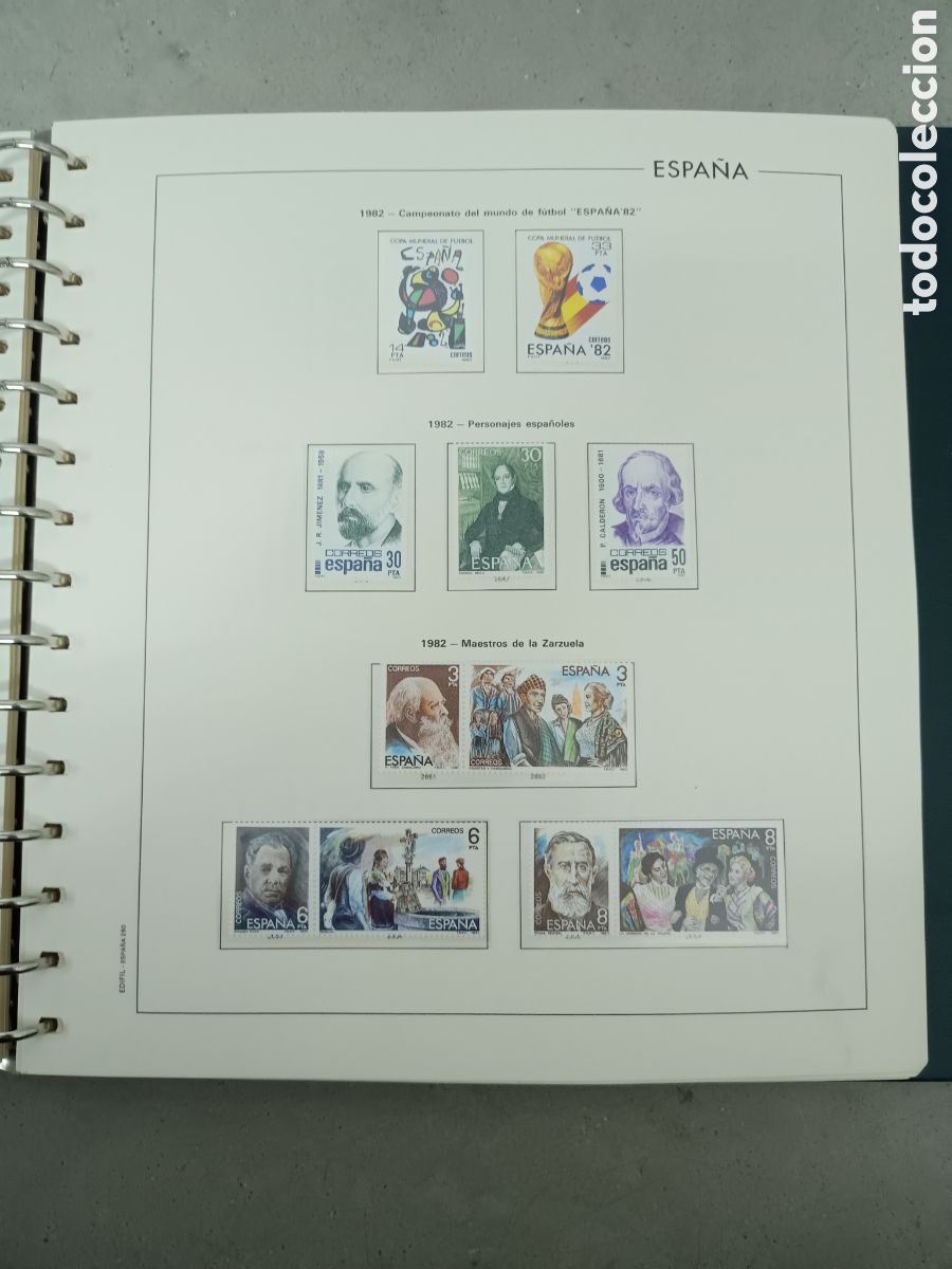 Sellos: A&Ntilde;O COMPLETO 1982 - SELLOS ESPA&Ntilde;A EN 5 HOJAS EDIFIL Y FILOESTUCHES MNH **