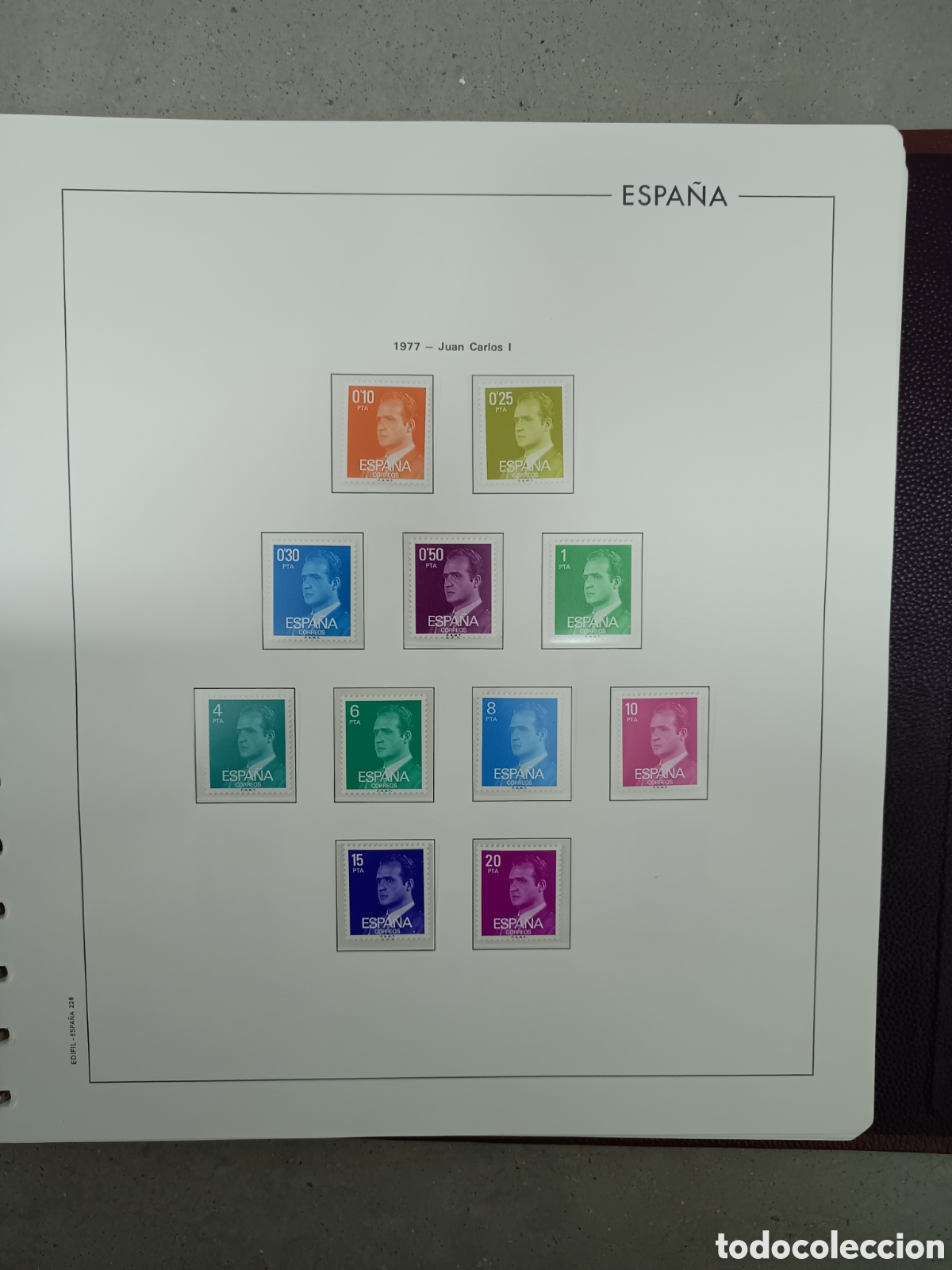 Stamps: A&Ntilde;O COMPLETO 1977 - SELLOS ESPA&Ntilde;A EN 10 HOJAS EDIFIL Y FILOESTUCHES MNH **