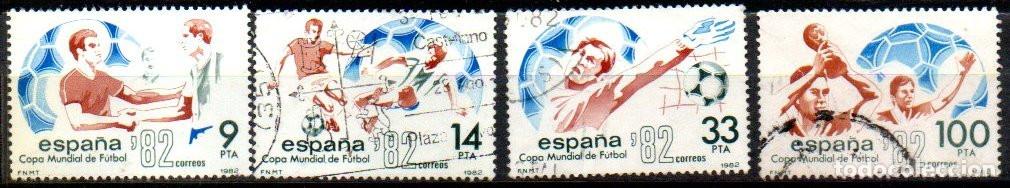 Sellos: SERIE SELLOS ESPA&Ntilde;A REY 1982 HOJITA FUTBOL CORTADA USADOS N&ordm; 2661-2665 COMPLETA