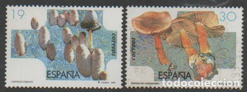 Sellos: Edifil n&ordm; 3341/2, micologia, nuevo ** (serie completa)