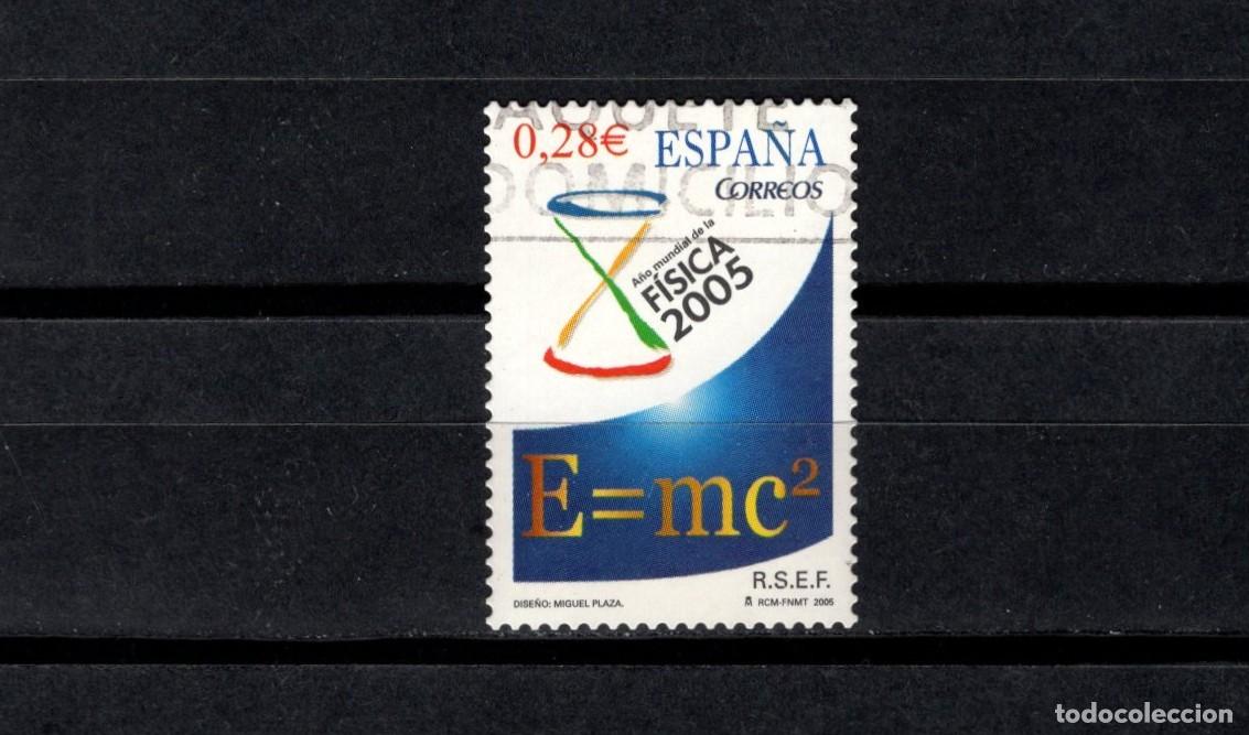 Sellos: Sello usado. A&ntilde;o Mundial de la F&iacute;sica. Cono de Luz y Formula. 28 de Abril 2005. Edifil 4163.
