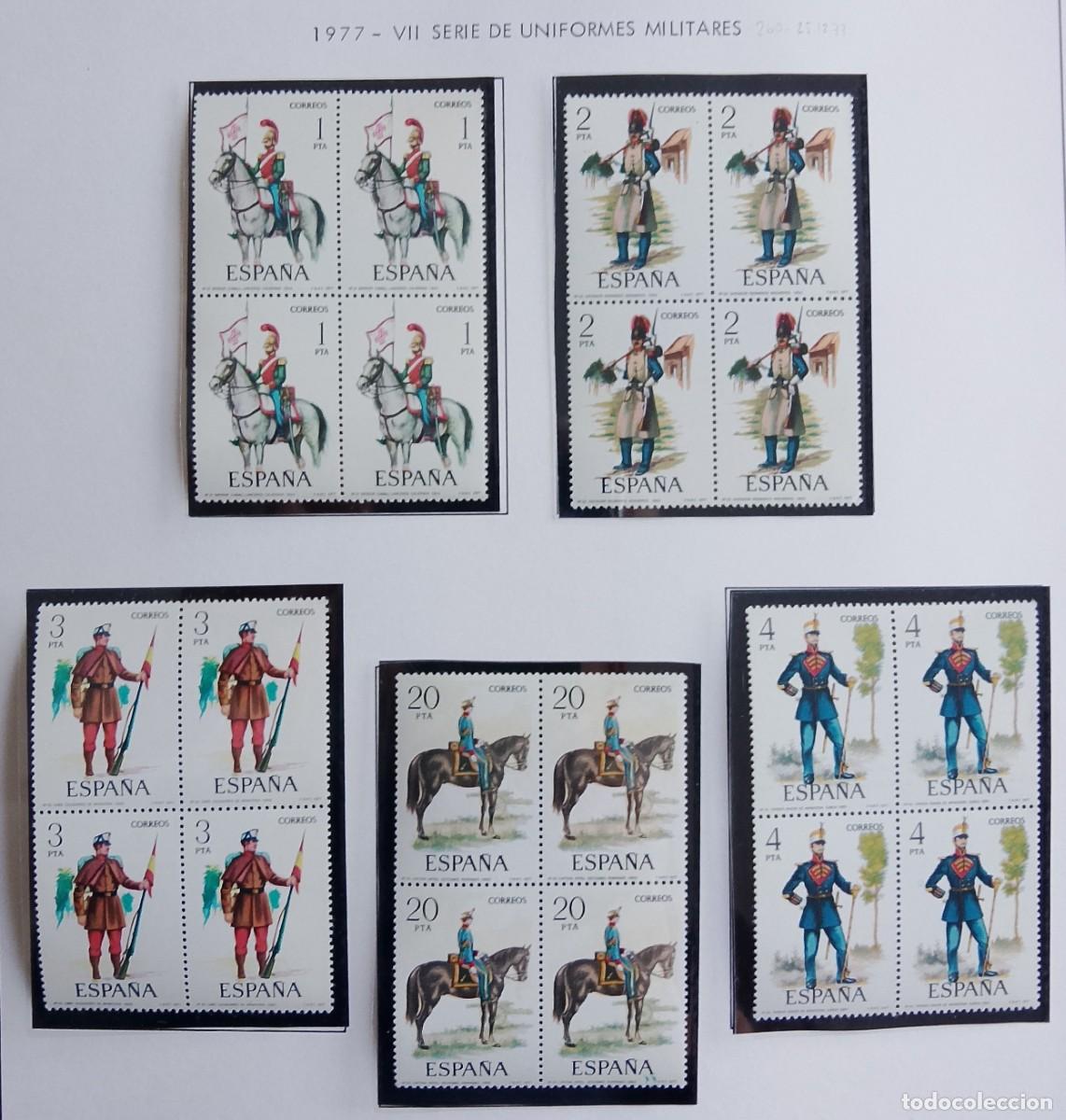 Timbres: Sellos en bloque de 4. Edifil 2381/85. Uniformes Militares (VII Serie). A&ntilde;o 1977.