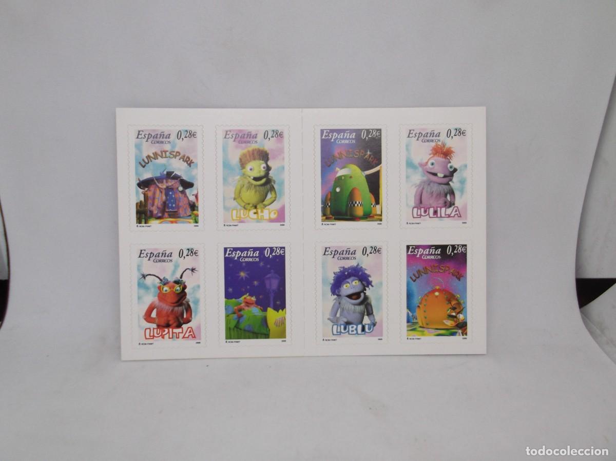 Sellos: Espa&ntilde;a 2005 Carnet Lunnis. 8 Sellos Adhesivos