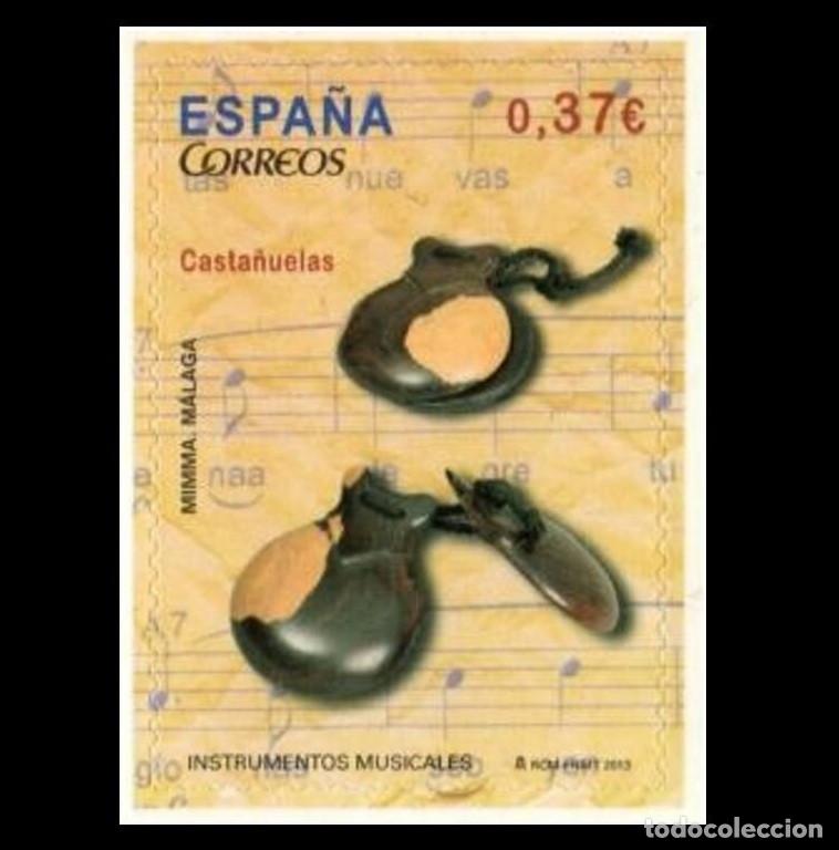 Sellos: Edifil 4783 MNH SIN FIJA SELLO Espa&ntilde;a 2013 Instrumentos Musicales Casta&ntilde;uelas