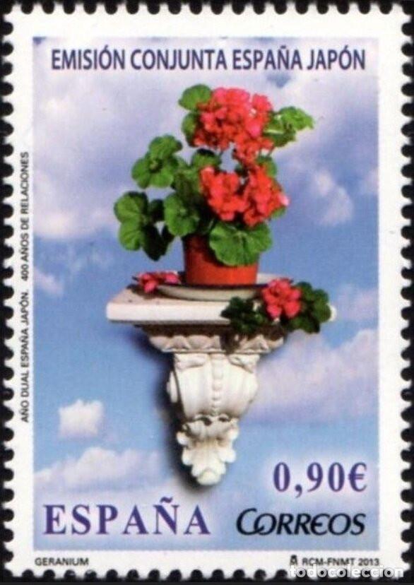 Sellos: Edifil 4835 MNH Emision conjunta Espa&ntilde;a Jap&oacute;n Geranium SIN FIJA SELLO Espa&ntilde;a 2013