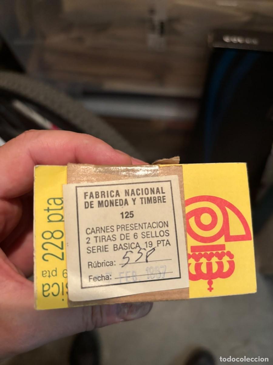 Selos: PAQUETE ORIGINAL FNMT 1987 &ndash; 125 CARN&Eacute;S DE SELLOS SERIE B&Aacute;SICA 19 PESETAS &ndash; PRECINTADO