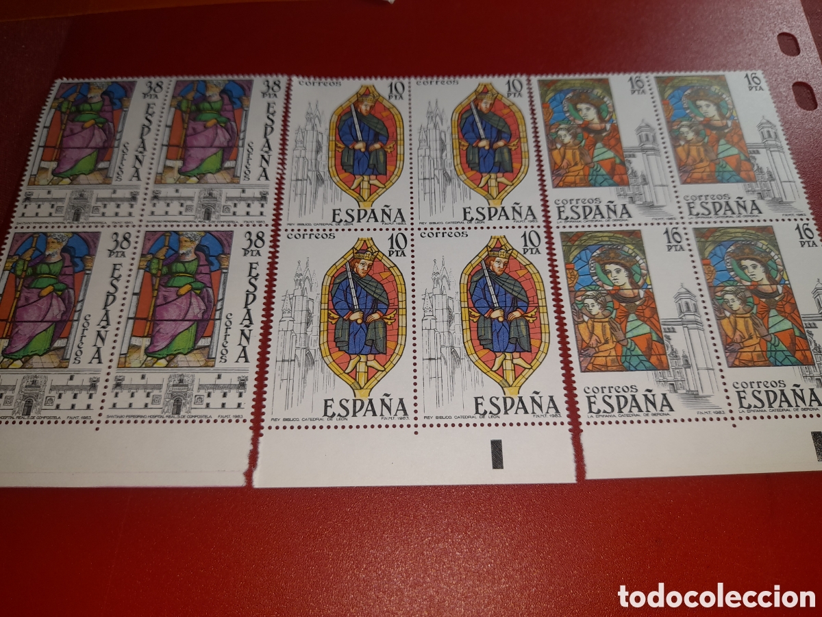 Sellos: Sello Espa&ntilde;a nuevo 1983. Vidrieras art&iacute;sticas. Arte. Artesania. Religi&oacute;n. Reyes. Catedral Le&oacute;n. Basi