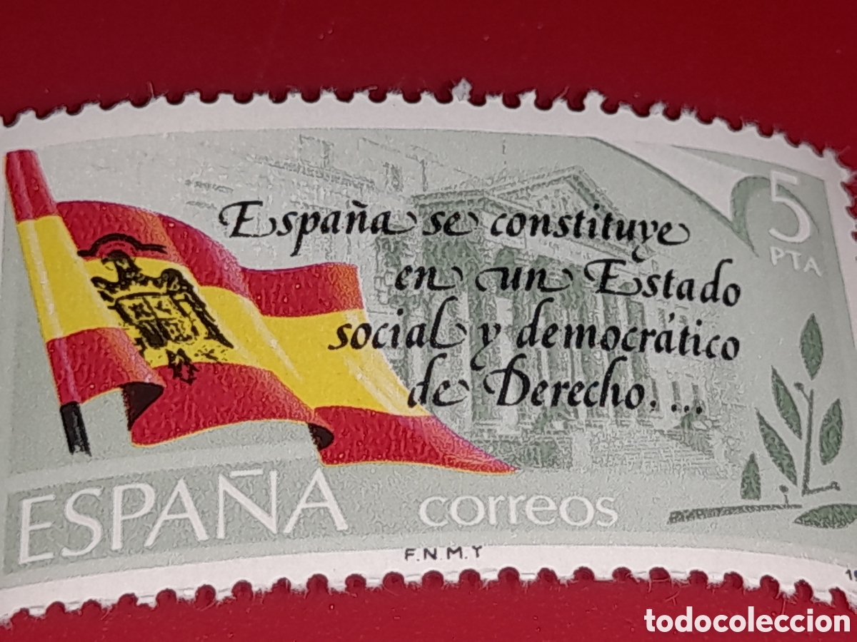 Sellos: Sello Espa&ntilde;a nuevo 1978. Proclamaci&oacute;n Constituci&oacute;n. Bandera. Texto. Letras. Laurel. Arquitectura.