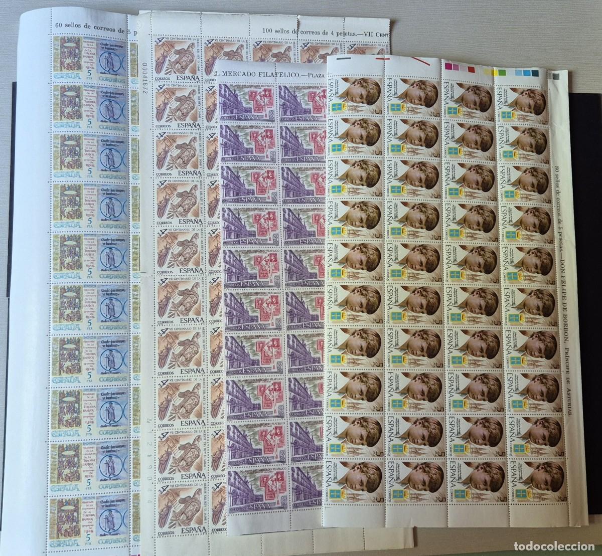 Sellos: Lote de 4 Pliegos Completos (Espa&ntilde;a) - Pr&iacute;ncipe de Asturias 1977 y variados