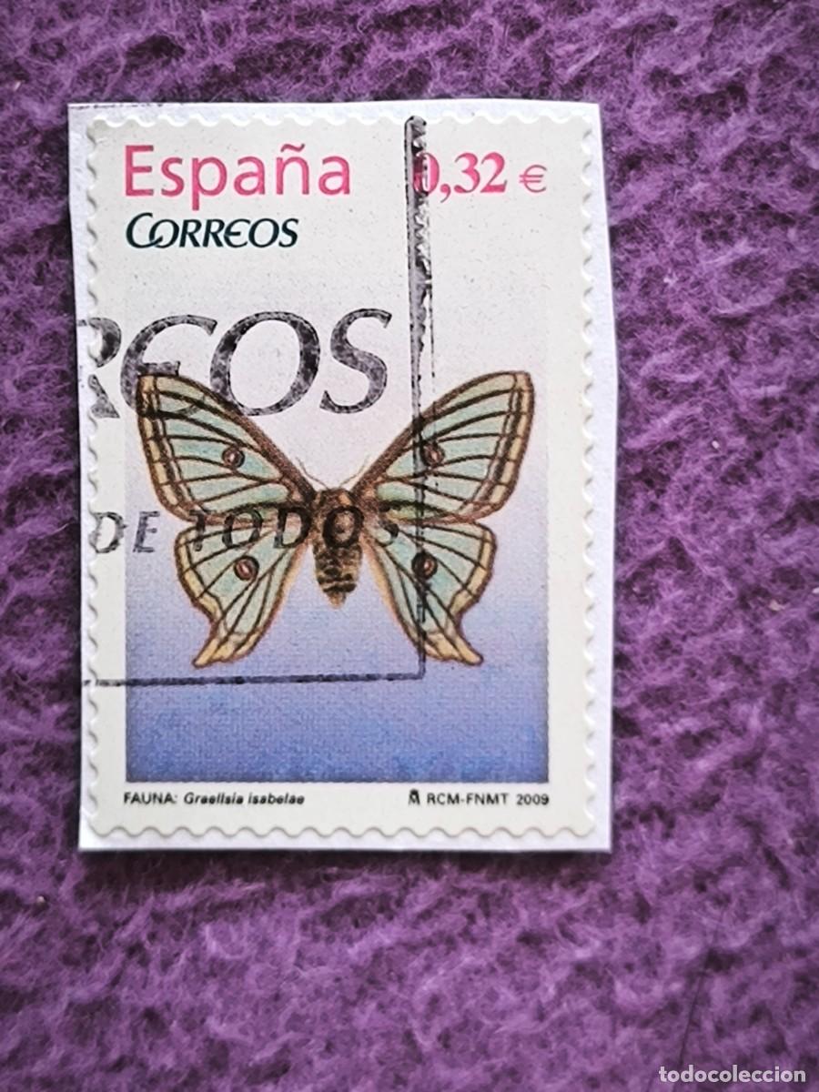 Sellos: Sello Espa&ntilde;a Correos 0,32&euro; &ndash; Graellsia Isabelae, Serie Fauna (RCM-FNMT 2009)