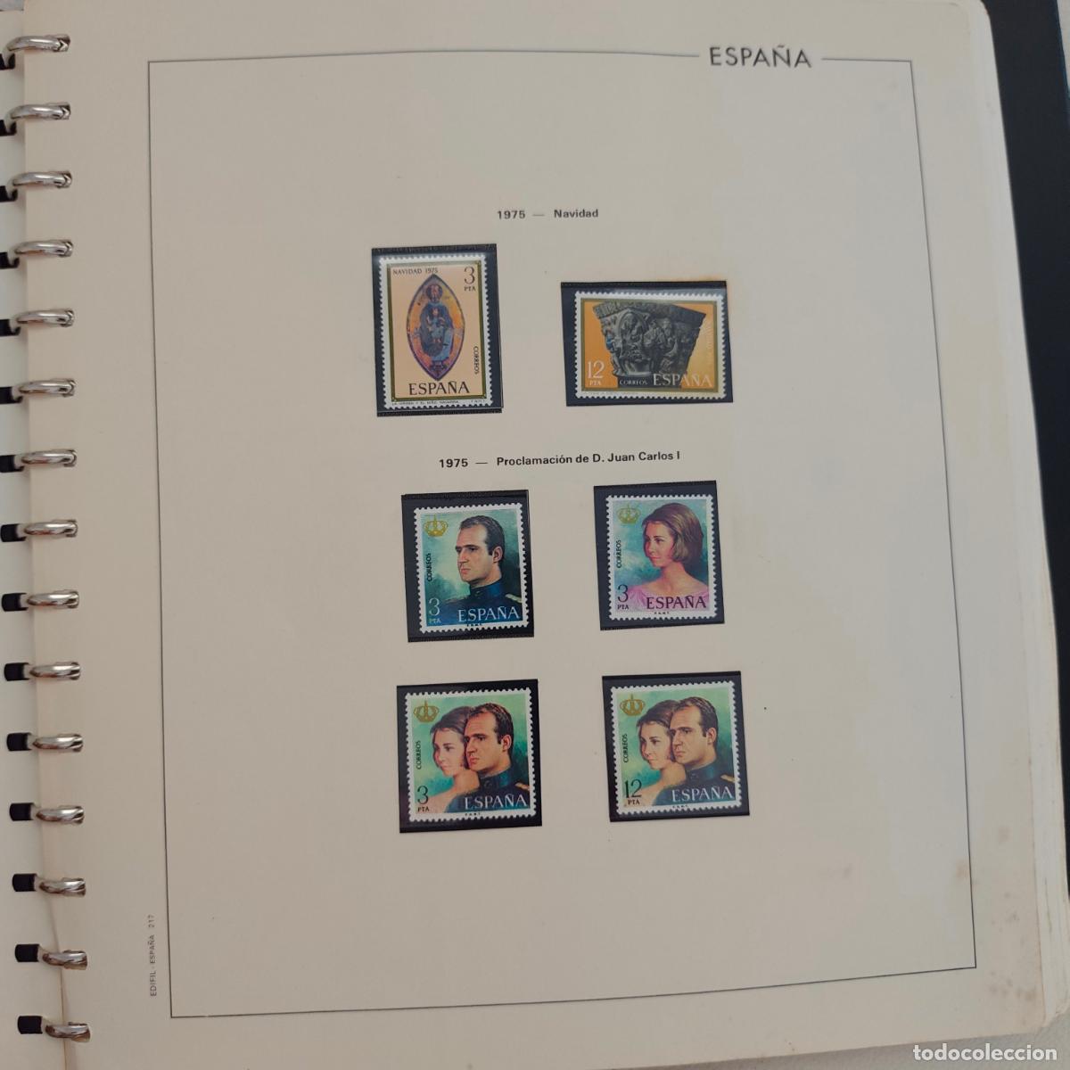 Sellos: &Aacute;lbum sellos Espa&ntilde;a 1975-87. Completo. Buen estado. 32x30x5,5 cm. Edifil. S..A.