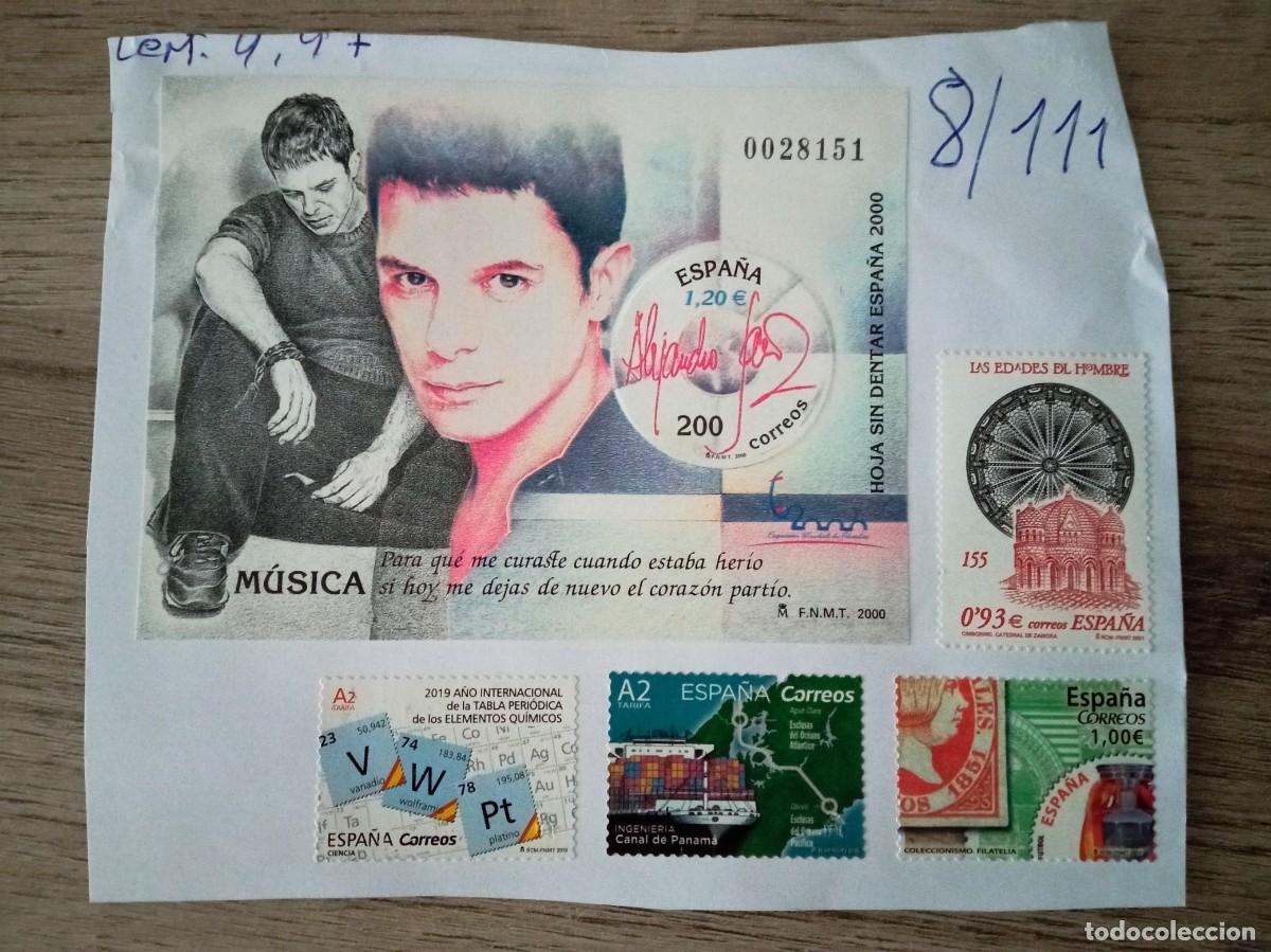 Sellos: HOJA SIN DENTAR M&Uacute;SICA ALEJANDRO SANZ Y 4 SELLOS MAS PEGADOS PERO SIN MATASELLAR