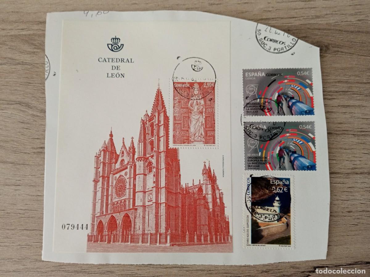 Sellos: HOJA BLOQUE CATEDRAL DE LEON Y 3 SELLOS MAS, PEGADOS Y MATASELLADOS