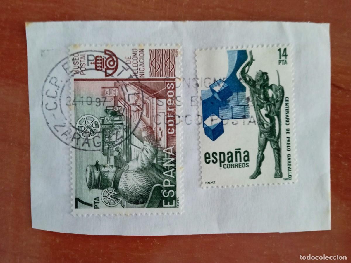 Sellos: 2 SELLOS ESPA&Ntilde;OLES PEGADOS Y MATASELLADOS