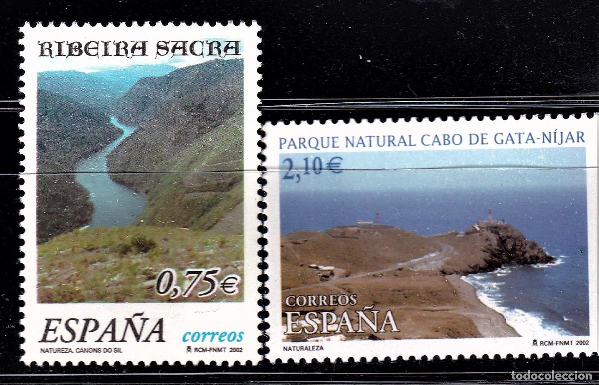 Stamps: Oferta sellos en euros a&ntilde;o 2002 edifil 3884/85 en nuevo con gran descuento sobre facial