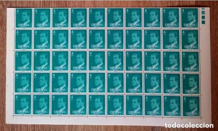 Sellos: MEDIO PLIEGO DE 50 SELLOS SERIE BASICA 4 PESETAS JUAN CARLOS I SELLOS NUEVOS