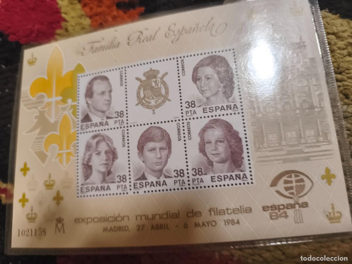 Sellos: Hoja bloque de 1984 familia real