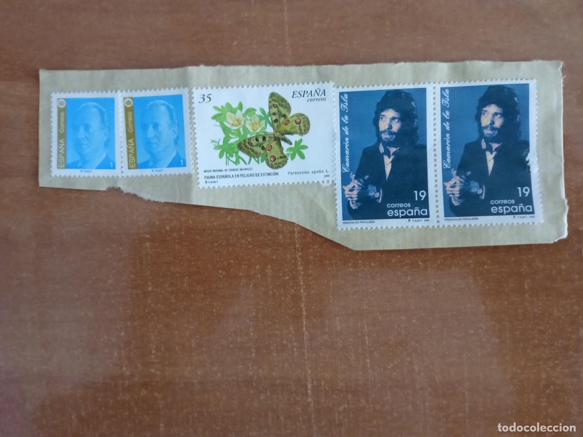 Sellos: 5 SELLOS ESPA&Ntilde;OLES, PEGADOS PERO SIN MATASELLAR