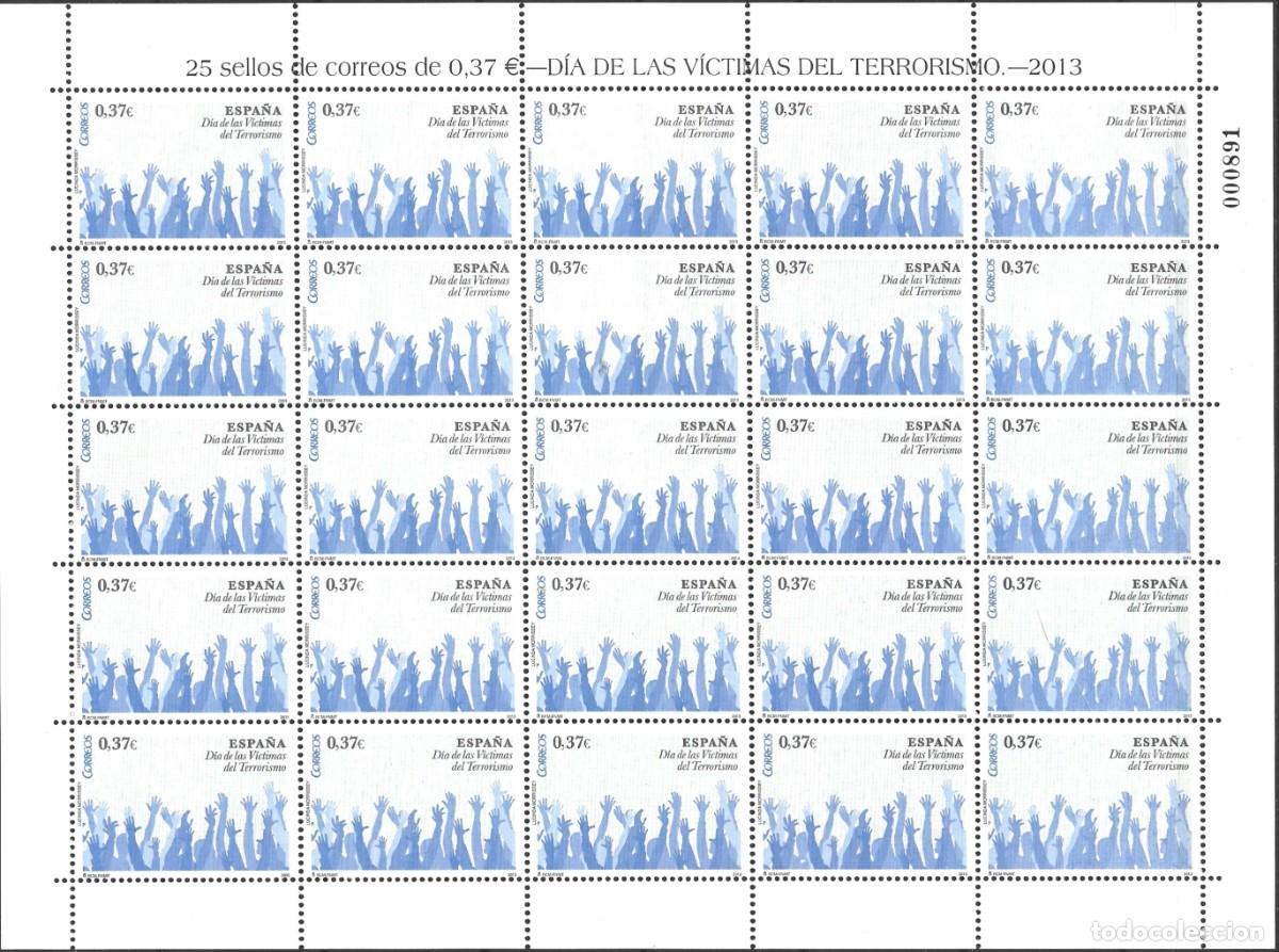 Sellos: ESPA&Ntilde;A - MINIPLIEGE - D&Iacute;A DE LAS V&Iacute;CTIMA DEL TERRORISMO 2013 - 25 SELLOS - SIN USAR - MNH