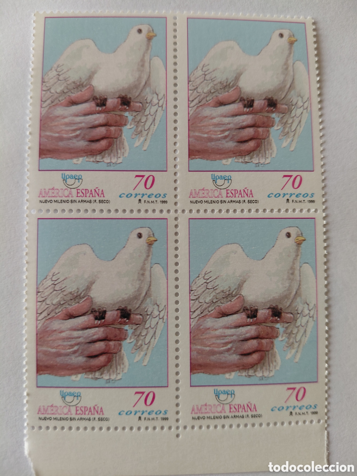 Sellos: Bloque 4x70 pts Am&eacute;rica Espa&ntilde;a 1999
