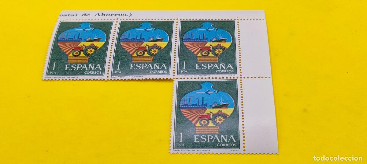 Sellos: Espa&ntilde;a 1976. Edifil 2329. Servicios de Correos. Caja Postal de Ahorros. Nuevos. Bloque de 4