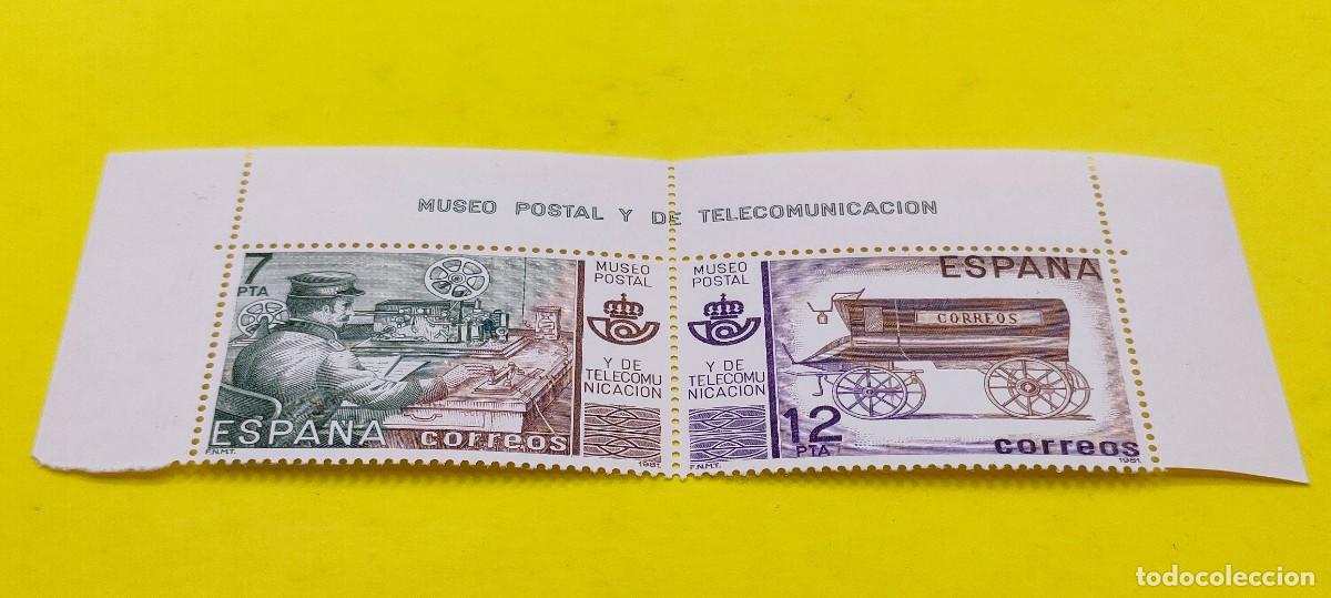 Sellos: Espa&ntilde;a 1981. Edifil 2637 y 2638. Museo Postal. Telegrafista. Furg&oacute;n correo. Nuevos. Bloque de 2 (2)